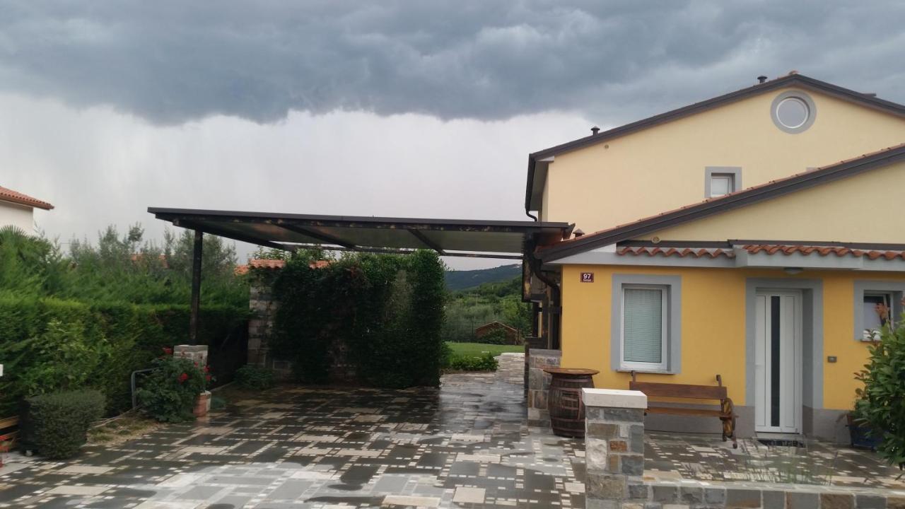 Apartma Brnistra Ginestra Копер Екстер'єр фото